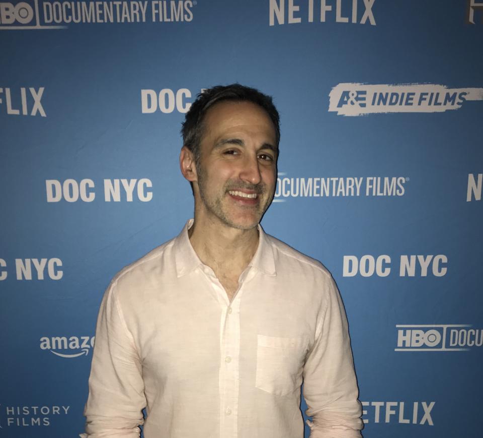 A picture of Jonathan Schienberg.